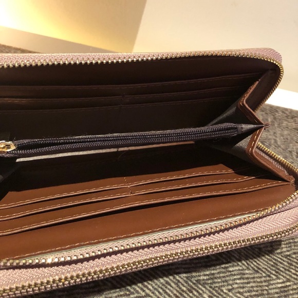 Vegan Leather Clutch Wallet - Picture 5 of 7